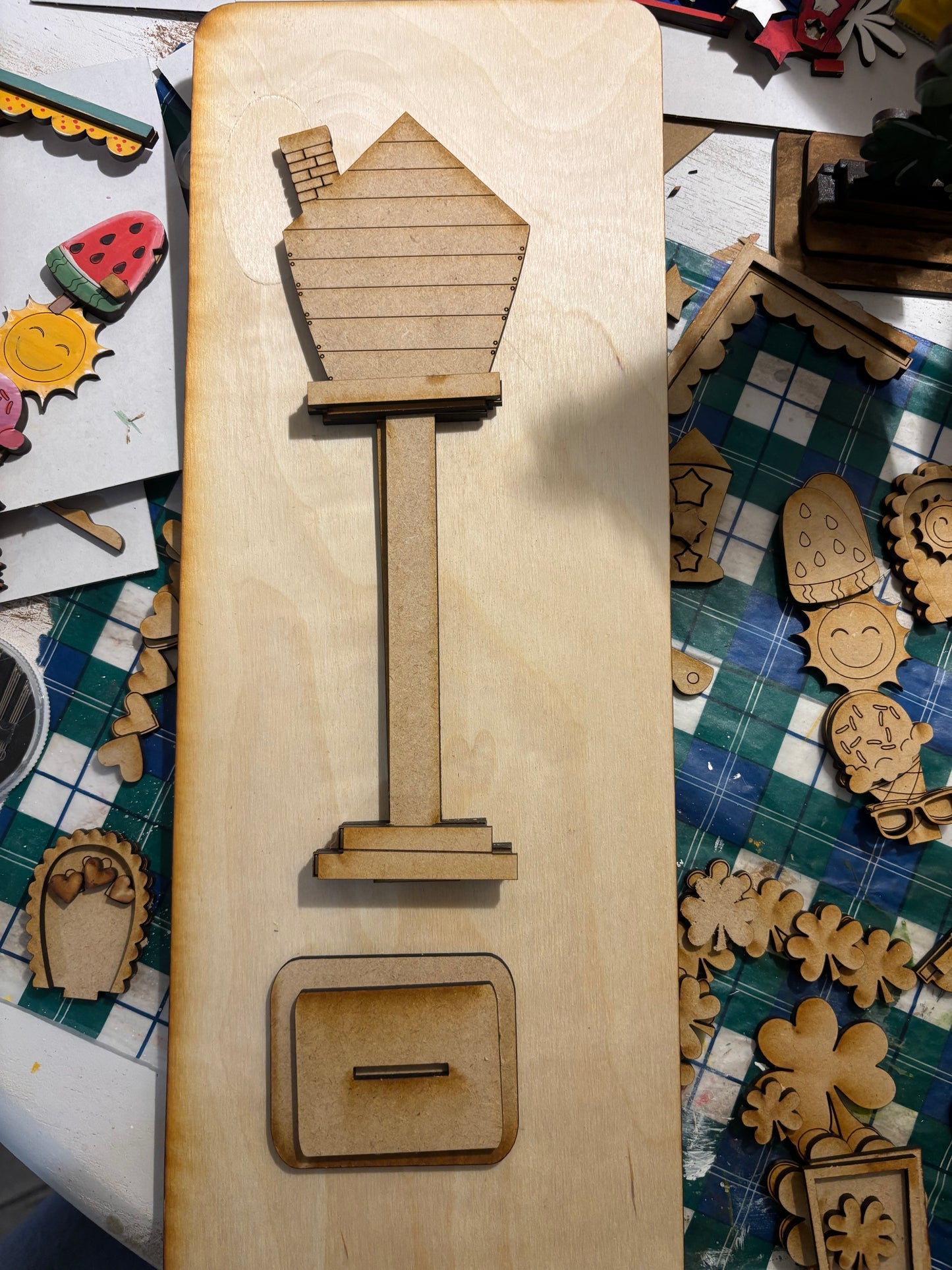 Small Birdhouse Starter Kit ( one insert of your choice).