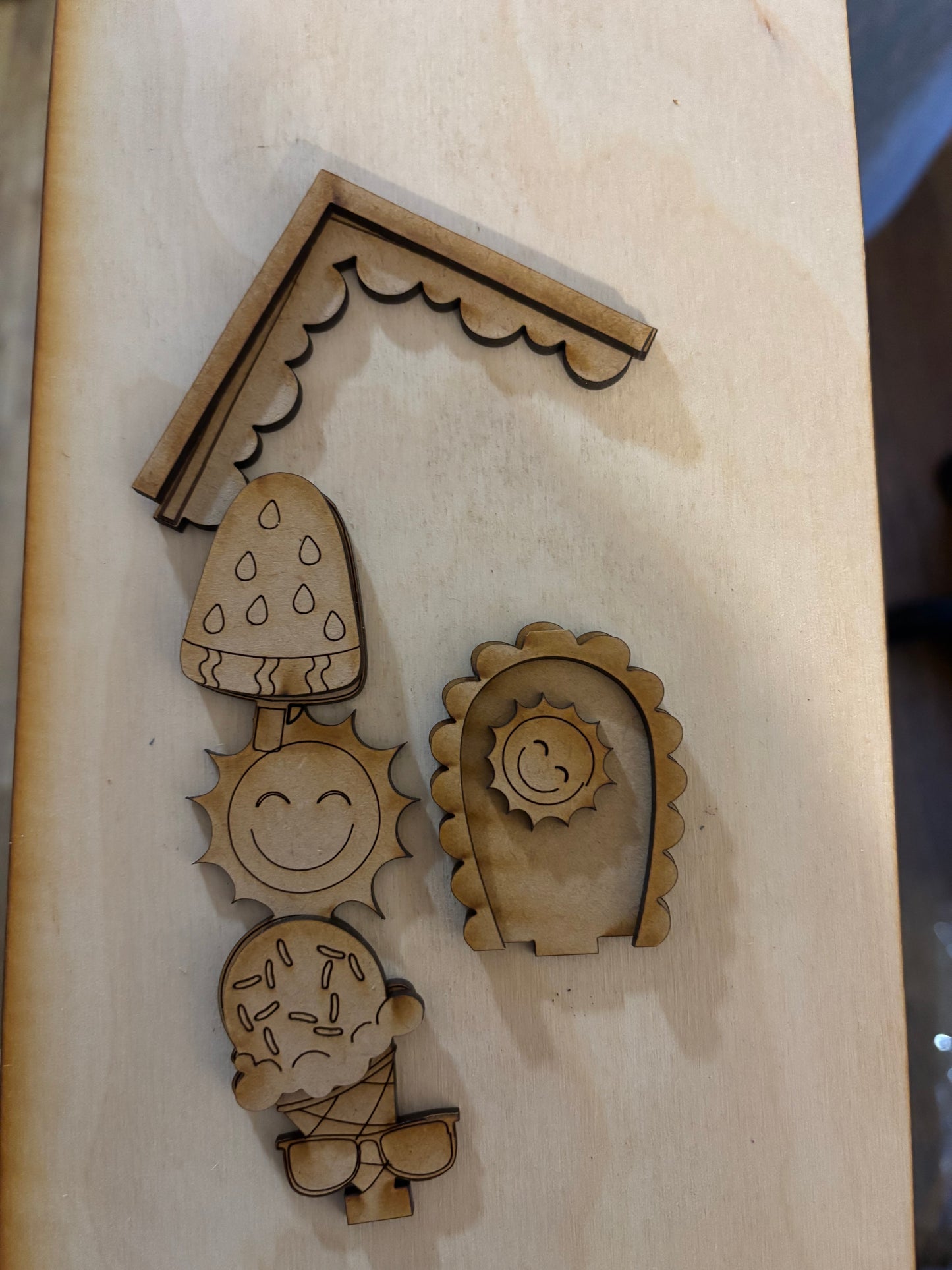 Interchangeable Small birdhouse June (insert only)