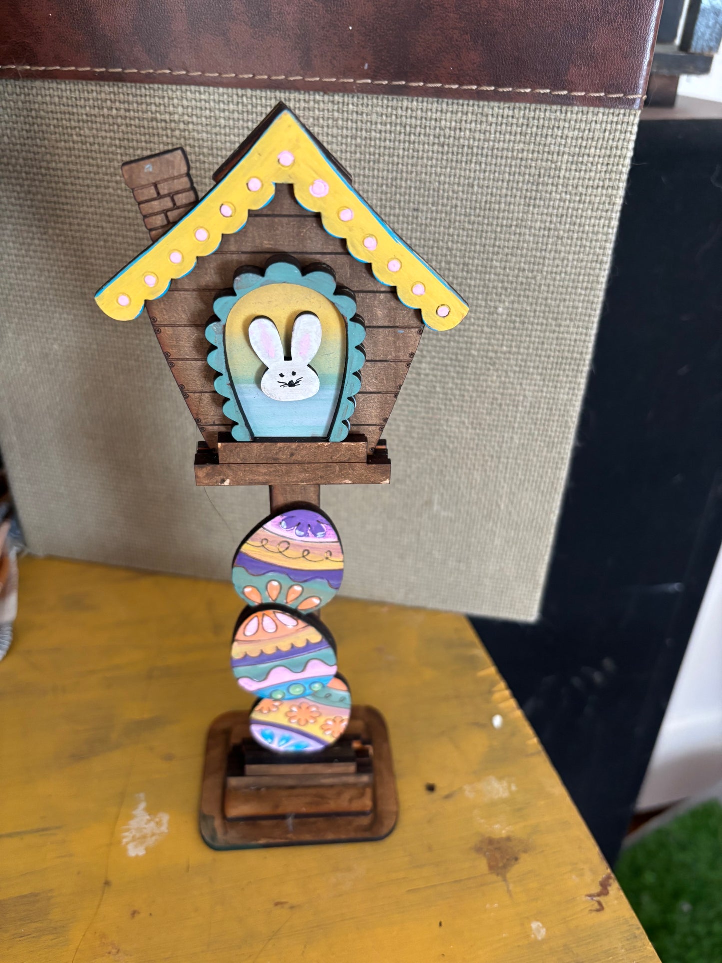 Interchangeable small birdhouse April (insert only)
