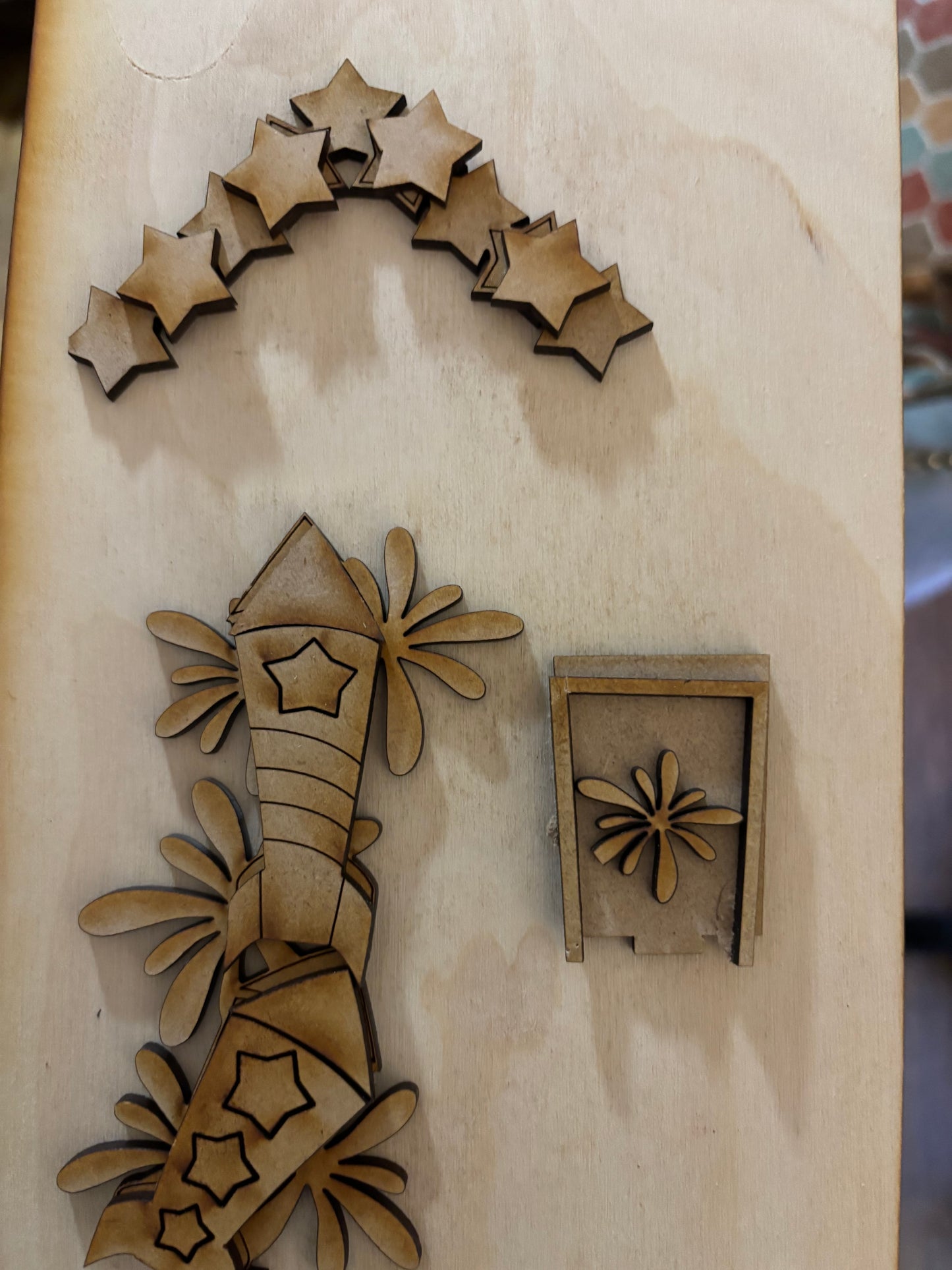 Interchangeable small birdhouse July (insert only)