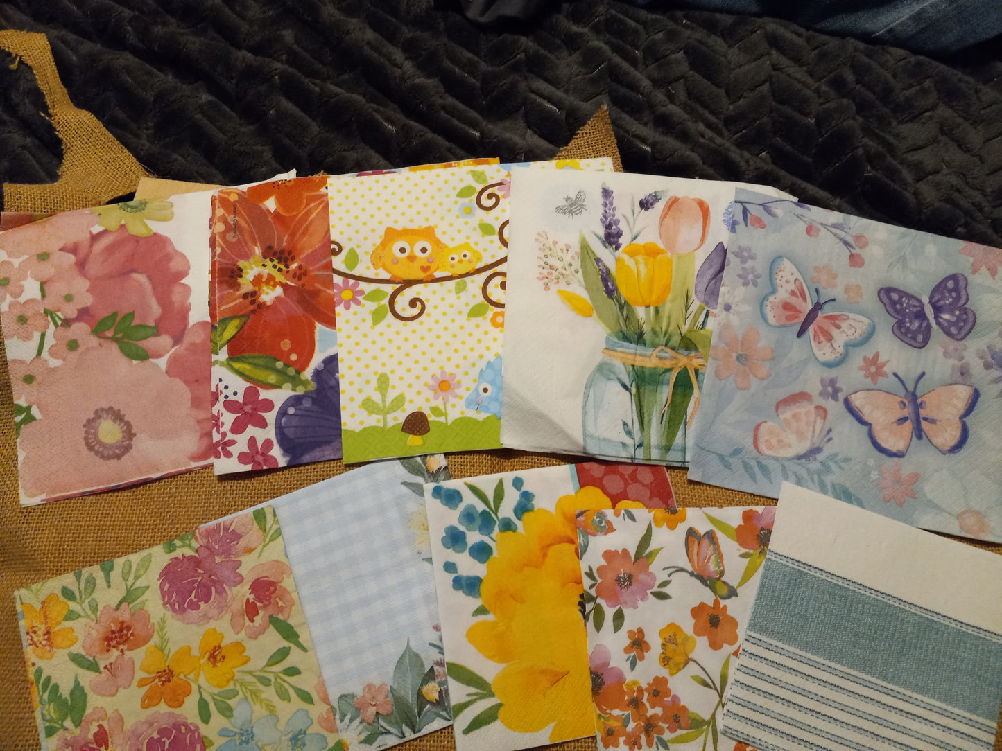 Floral napkin set